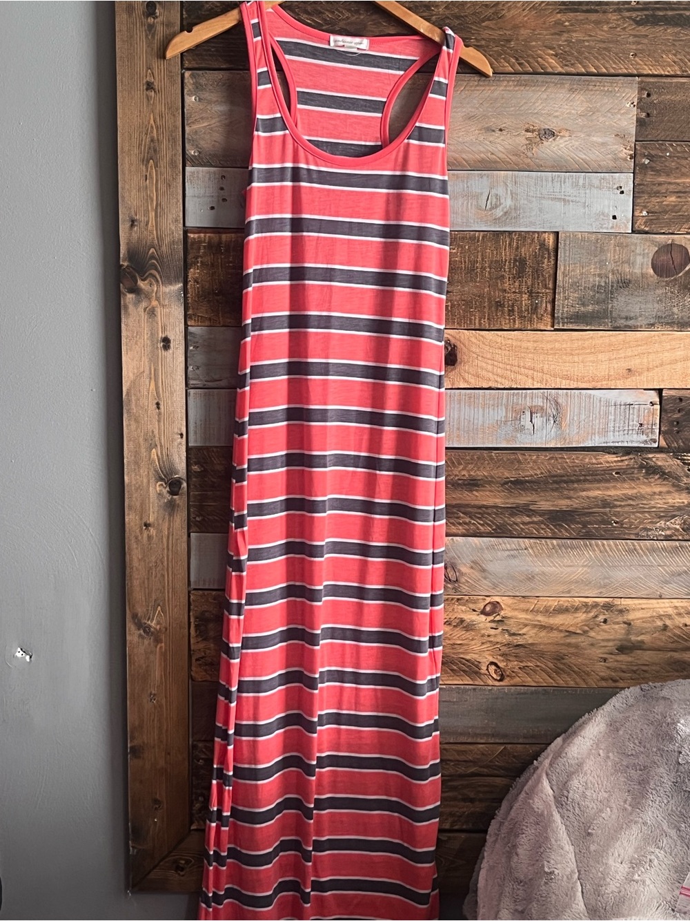 Ambiance apparel ,  Coral,  Striped, Tank Top, ankle dress, scoop neck, small
